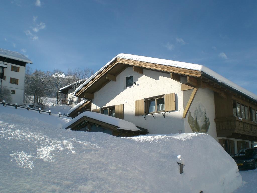 Apart Leitner Apartment Lermoos Ruang foto